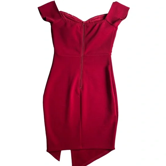 Windsor Red Sweetheart Slit Dress Valentine’s Date Night - Picture 3 of 6